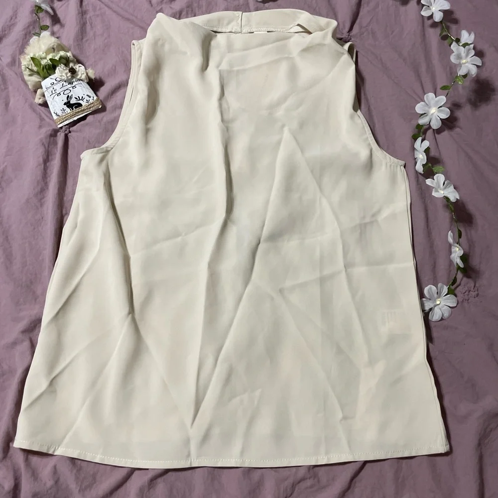 SOLD! Gorgeous Commense Cream Mandarin Collar Blouse So Soft & Sweet - Picture 2 of 9